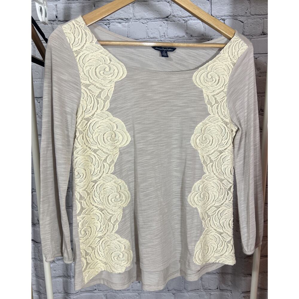 American Eagle Scoop Neck Lace Lightweight Long Sleeve Top Women’s Small